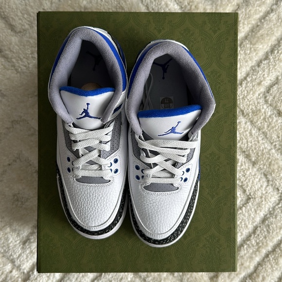 Jordan 3 Retro (GS) *BRAND NEW** - Picture 3 of 5